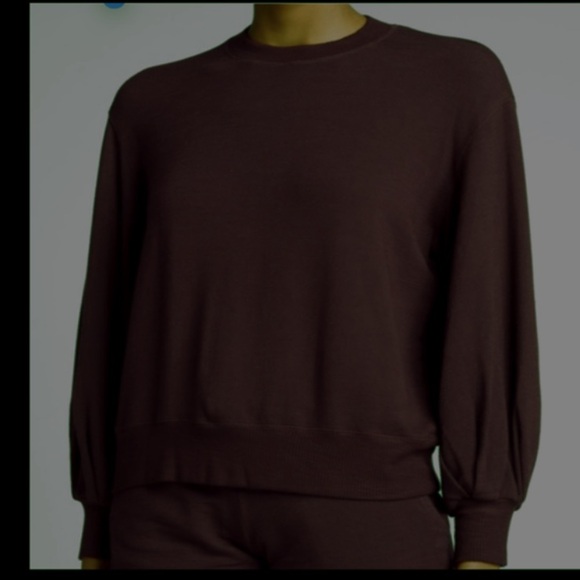 NWT Monrow Supersoft Active Cut Out Back Sweatshirt in Brown - Picture 1 of 11